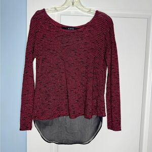 🍓6/$15🍓 Red & Black Shimmer Sheer Back Top